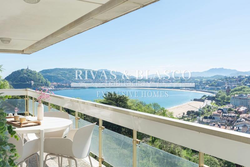 Foto 3f215a35-aefd-4ac2-8607-c72e4117d389. Miete appartement mit heizung pool in Antiguo Donostia - San Sebastián