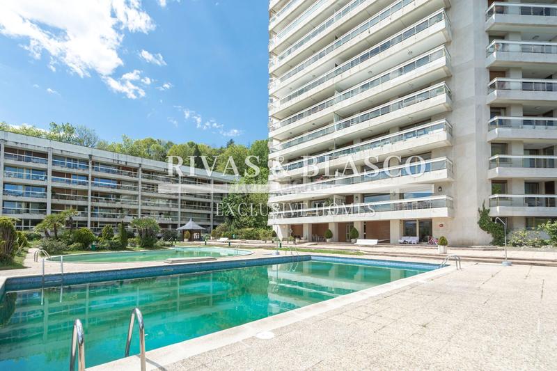 Foto 9f953387-13d1-451e-8ebd-66de90923e43. Miete appartement mit heizung pool in Antiguo Donostia - San Sebastián