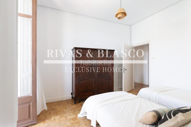 Foto f0bb2498-cd3c-4a0e-9a1d-435746b28ef0. Miete appartement mit heizung in Parte Vieja Donostia - San Sebastián