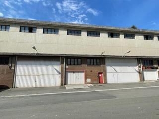 Lloguer Nau industrial a Urnieta. Alquiler de nave industrial de 1.300m2 mas 220m2 de oficinas ins
