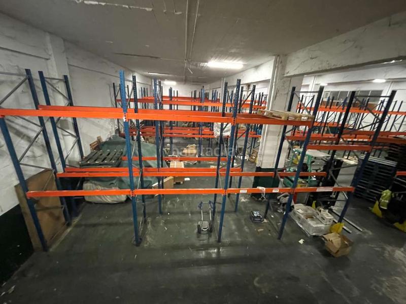 Foto f6d561a1-be0b-4d75-9e48-3f32be1e9818. Bâtiment à usage industriel dans belasko kalea 20 dans Irun