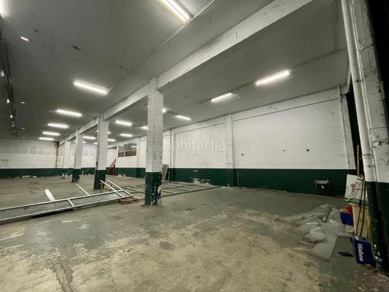 Foto f95bd278-d040-478e-ae18-d3abe5b304e9. Bâtiment à usage industriel dans belasko kalea 20 dans Irun