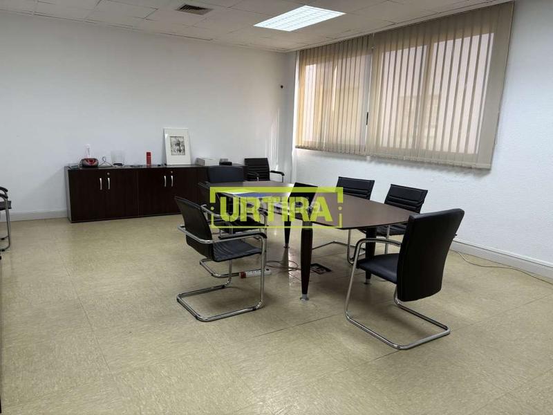 Foto 372404d1-70cc-42db-9bc1-9d2adf1fb760. Bâtiment à usage industriel dans gudarien hiribidea 30 dans Andoain