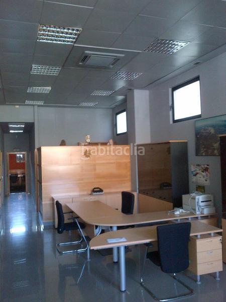 Foto 6b30a5f9-2016-450c-b896-7bfe0eef3a6d. Bureau dans portuetxe kalea 47 dans Ibaeta Donostia - San Sebastián