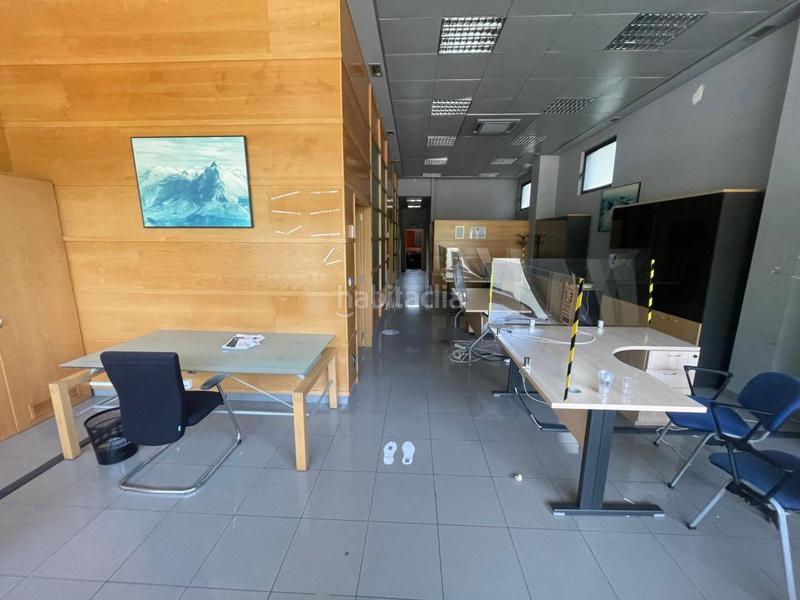 Foto 85b0116e-f5ba-48b3-a883-cb9522ca4e2a. Bureau dans portuetxe kalea 47 dans Ibaeta Donostia - San Sebastián
