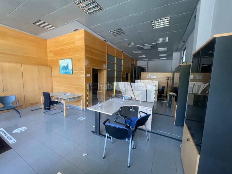 Foto bd54feae-5f95-4737-bbfb-f209354ed06f. Bureau dans portuetxe kalea 47 dans Ibaeta Donostia - San Sebastián
