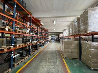 Nau industrial a Zikuñaga bailara 20. Venta de nave de 2.146m2 y campa privada de 1.122m2 en hernani.