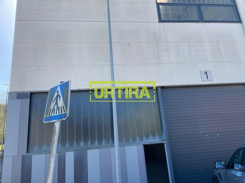 Foto 2720b36a-363d-4257-a1de-cdc871794a48. Rent industrial building in aienas kalea 1 in Martutene Donostia - San Sebastián