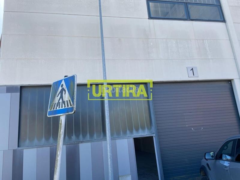 Foto ff54403a-f123-44f7-8d4e-9cc02647ecb7. Rent industrial building in aienas kalea 1 in Martutene Donostia - San Sebastián
