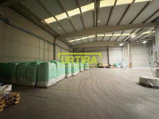 Location Bâtiment à usage industriel  Txirrita-maleo biribil. Venta y alquiler de nave independiente de 4.922m2 útiles en parc