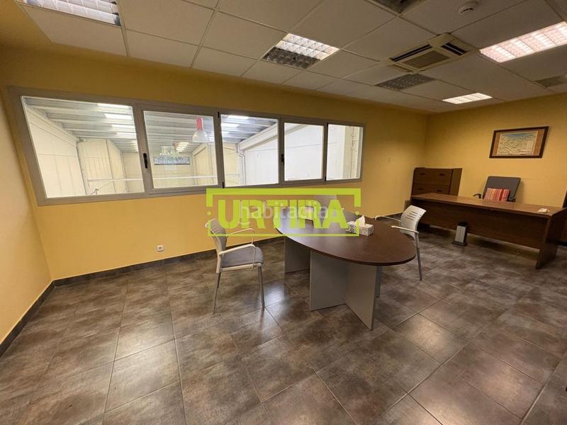 Foto c0d607f8-9280-4ada-aa0a-87fe2ed39111. Miete fabrikhalle in errekalde bailara 1 in Lezo