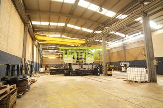 Nau industrial  Goardia industrialdea 11. Venta de nave en idiazabal de 1.130m2 con puentes grúa de 25tn y