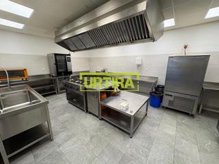 Lloguer Nau industrial a Akarregi industrialdea 1. Alquiler de obrador con cocina en hernani de 165m2