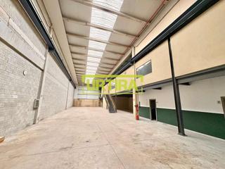 Miete Fabrikhalle in Akarregi industrialdea 14. Nave industrial en alquiler en hernani gipuzkoa  525 m  oficinas