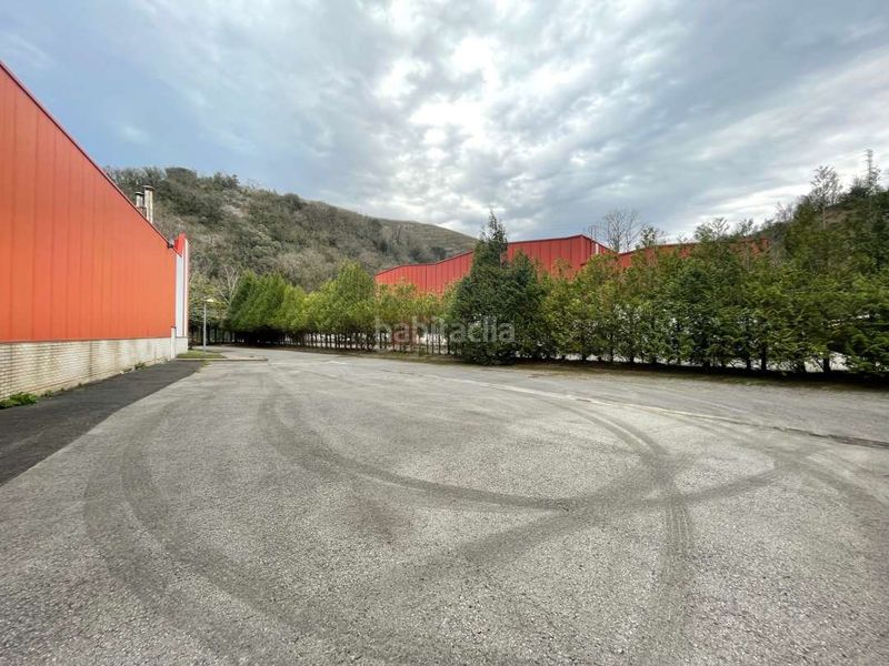 Foto 8b071125-4a51-47d2-9168-ffd90ee2b733. Location bâtiment à usage industriel dans itziar bidea 38 dans Deba