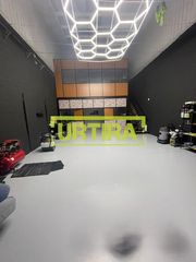 Lloguer Nau industrial a Oialume bidea 13. Alquiler nave en astigarraga de 90m2 mas 18m2 de entreplanta.
