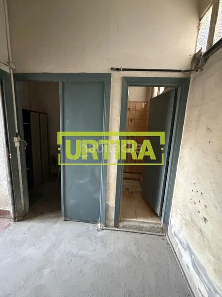 Foto f3add314-b3d0-434f-afc0-860168d3170f. Capannone industriale in bulandegi poligonoa 5 in Aduna