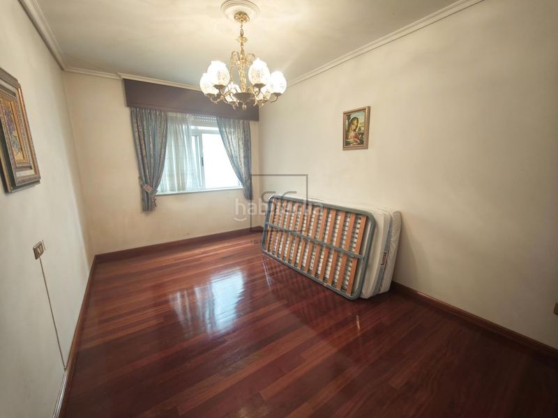 Foto 24a3cc1e-2245-4612-8782-0454a0a44857. Pis amb aparcament a Centro Ferrol