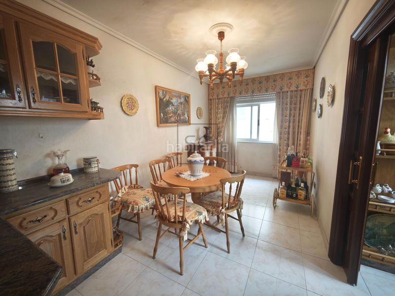 Foto 281f7ceb-569c-468c-9abe-afe147b617fd. Pis amb aparcament a Centro Ferrol