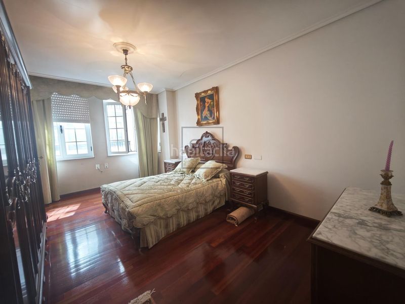 Foto 3e73174a-3fbd-4171-9b46-ca24f3da2bc4. Pis amb aparcament a Centro Ferrol