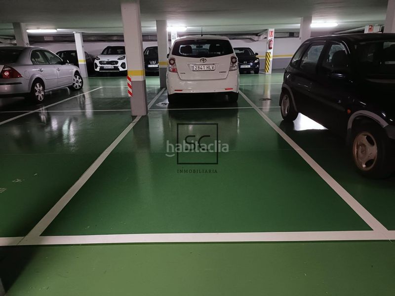Foto 5e6c12f7-dc62-4395-8d1c-5dec89b4fde4. Pis amb aparcament a Centro Ferrol