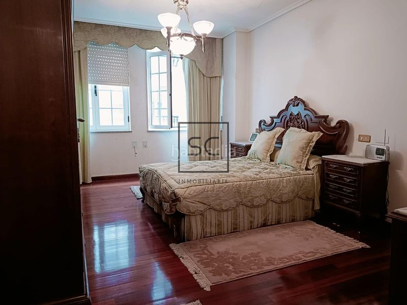 Foto 718c19f9-61da-49e3-ae1e-09796cc5a558. Pis amb aparcament a Centro Ferrol