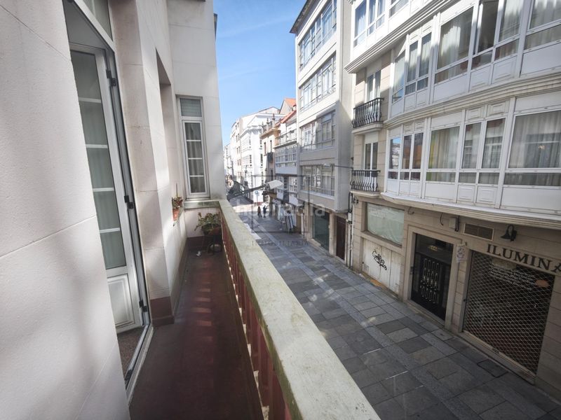 Foto 7230eb64-4e2d-4a43-92ca-7f0c74dbd09b. Pis amb aparcament a Centro Ferrol