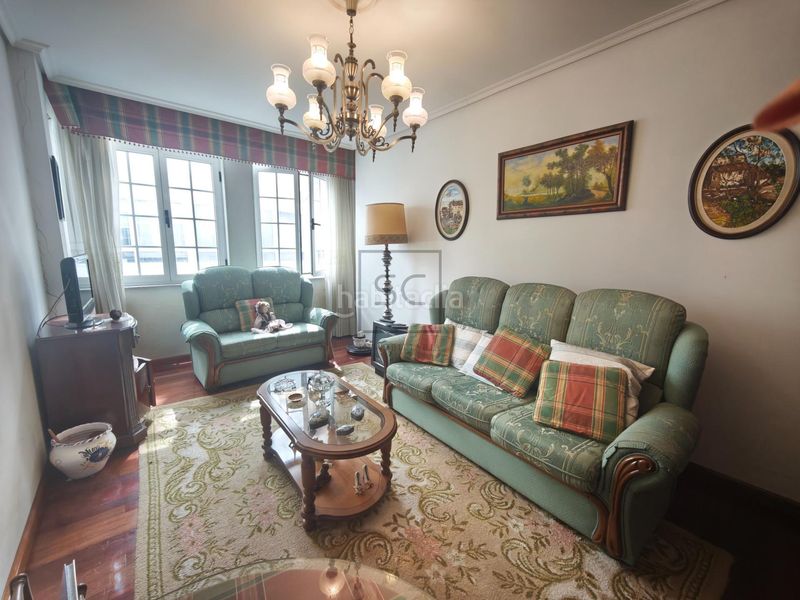 Foto de8e2e0e-d22b-4c17-b7a3-e5bf3c5cfede. Pis amb aparcament a Centro Ferrol