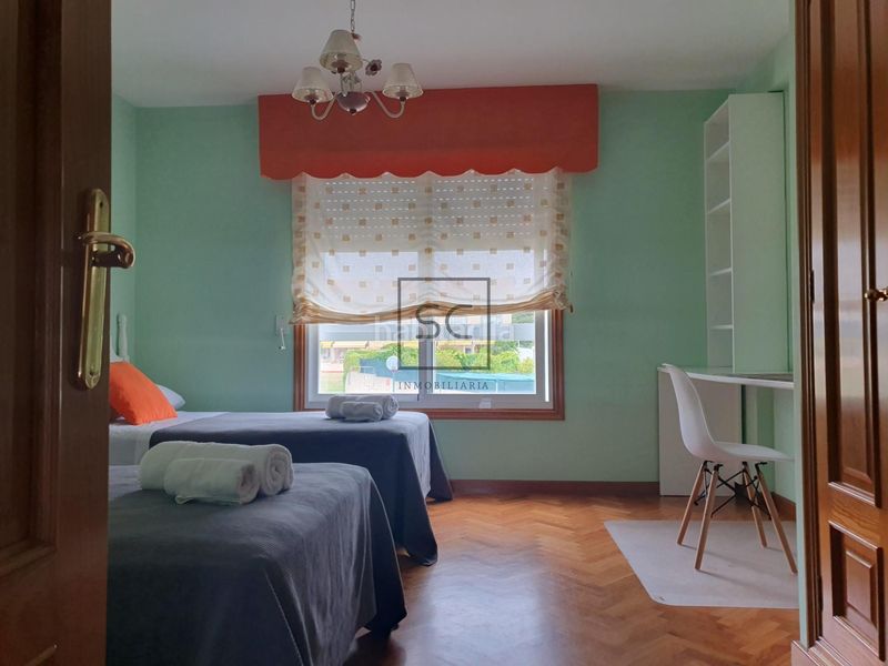 Foto 23ad5a19-90db-4739-953d-ffb13cb97cf9. Xalet amb aparcament piscina a Miño