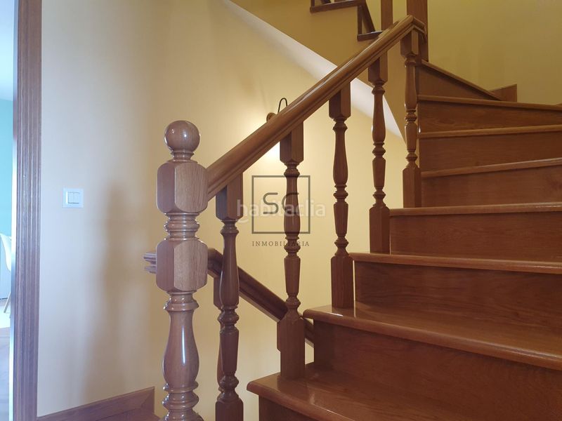 Foto 29af7654-a57a-46ab-b344-06d98baa898f. Xalet amb aparcament piscina a Miño