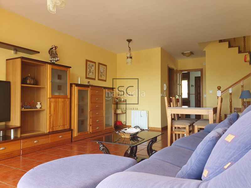 Foto cd49334b-57f3-4a05-a7a7-99868fcf1765. Xalet amb aparcament piscina a Miño