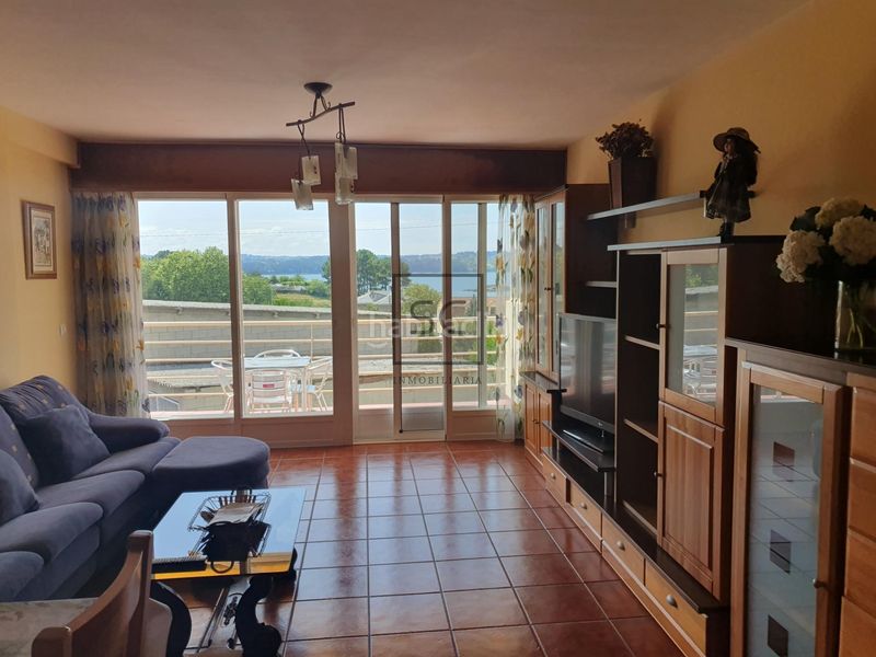 Foto f3792abd-028a-4ef7-bc32-dc74cad96f67. Xalet amb aparcament piscina a Miño