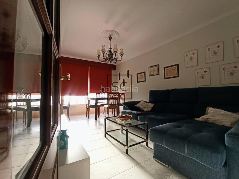 Foto ca86f377-22c8-41c4-ada6-d0680114277c. Piso  con trastero en Cedeira