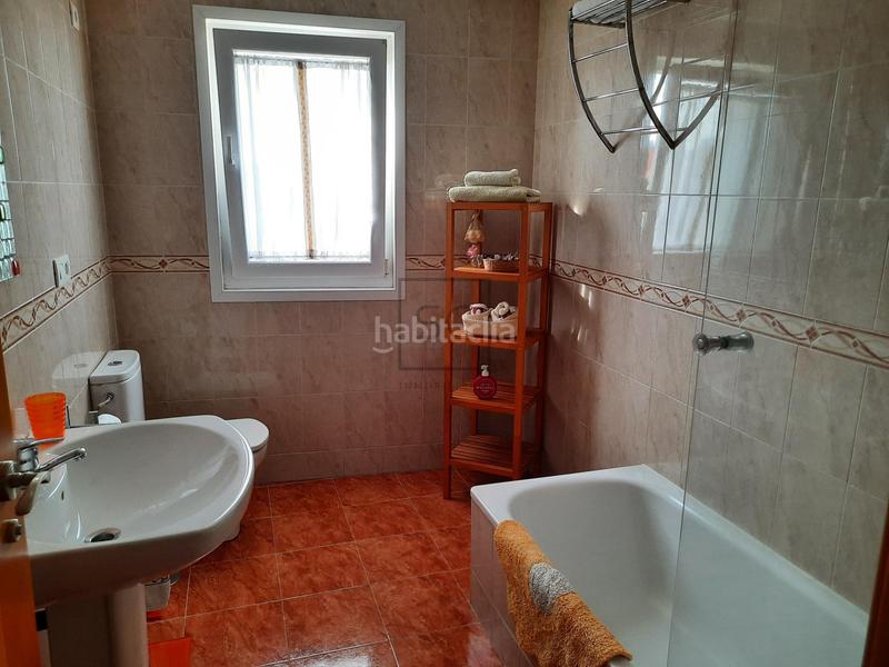 Foto 2f331e34-414d-496c-8098-b3835ebabd69. Dúplex amb calefacció aparcament a O Feal - Xubia Narón