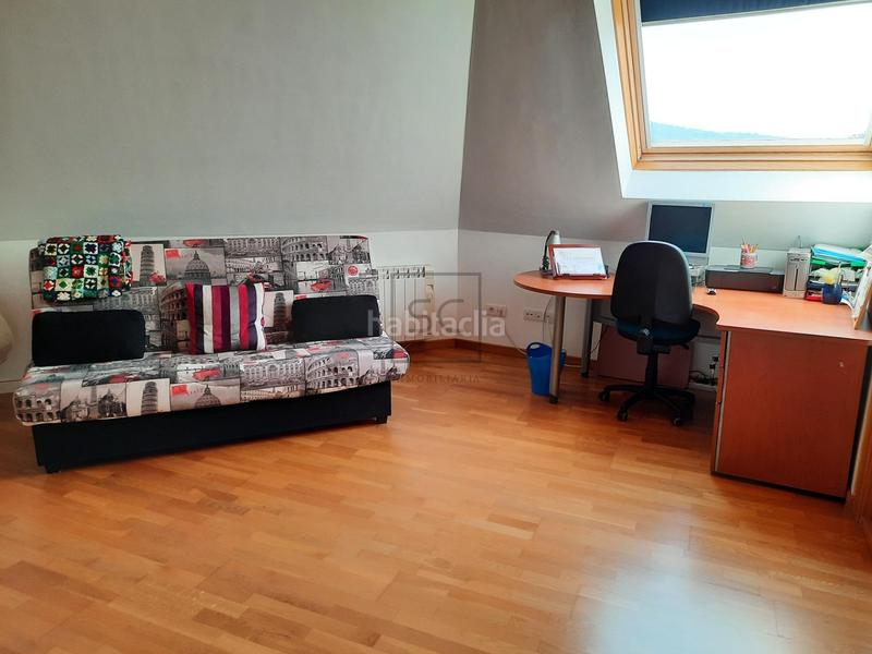 Foto 968074e1-e6a6-48ec-b2ab-b5500bf6957a. Dúplex amb calefacció aparcament a O Feal - Xubia Narón