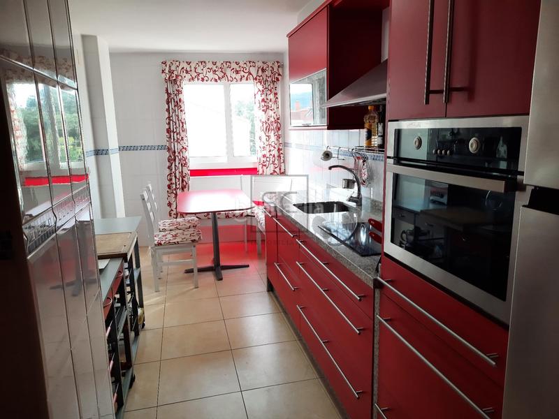 Foto 9891fdf5-be98-429c-9fca-6b5853e50005. Dúplex amb calefacció aparcament a O Feal - Xubia Narón