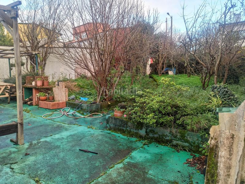 Foto 0b1bd3c1-6d0b-48de-9c1c-6c669773b724. Casa amb aparcament a Canido Ferrol