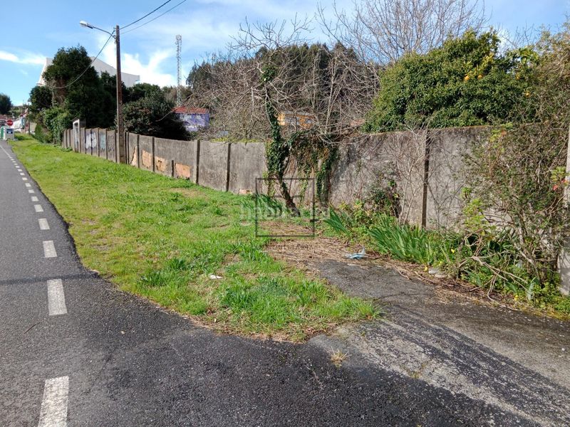 Foto 5d8ed41d-3063-4fa7-b21c-bf9739631e15. Terreno residencial finca edificable en campolongo, en Pontedeume