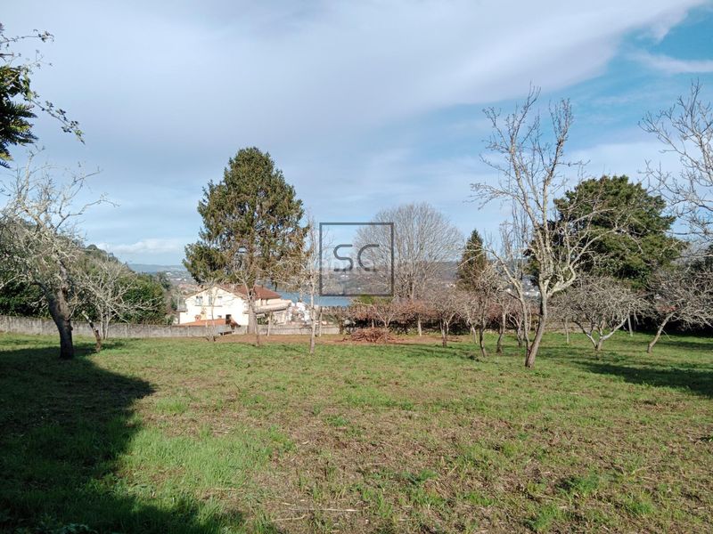 Foto dbfdd1f9-3617-4ad4-b829-c3199da422b7. Terreno residencial finca edificable en campolongo, en Pontedeume