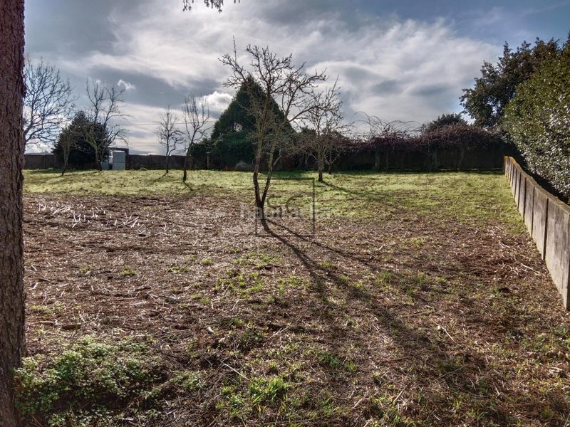 Foto f66c3d2d-5bf7-4f92-a490-9d36ef801041. Terreno residencial finca edificable en campolongo, en Pontedeume