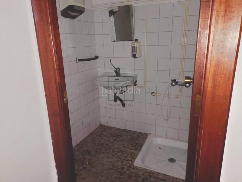 Foto 82355cd9-8e70-48c7-89b7-8338ee65d89c. Location local commercial dans A Gándara Narón