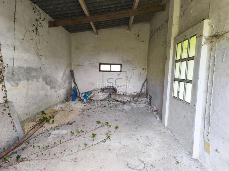 Foto 05a5aa3d-34c2-4438-999f-f7ed6b8b09a1. Casa  con finca y garaje en Moeche