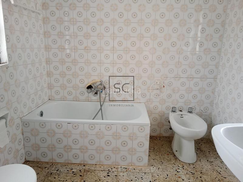 Foto 0d857c64-c0e7-4c08-9744-afb181adbb78. Casa  con finca y garaje en Moeche