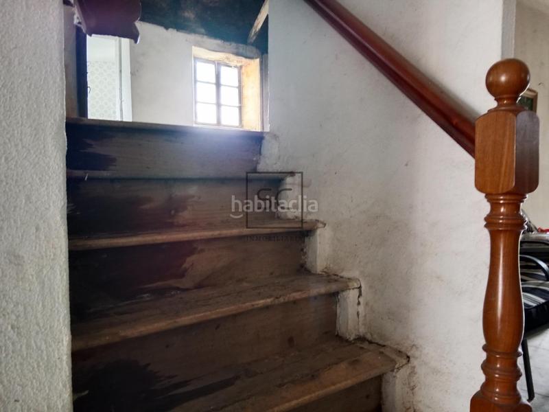 Foto 23842dc6-7125-4328-a775-a2fd5756605d. Casa  con finca y garaje en Moeche