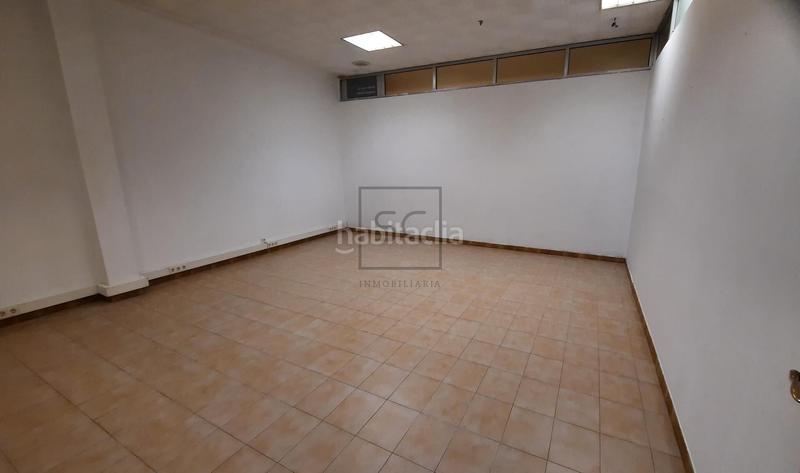 Foto 4756ae61-53b6-4a76-8e9f-d7dbba3dca95. Alquiler local comercial  en zona ayuntamiento en Narón