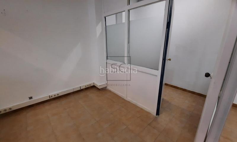 Foto 51ee7034-0696-456f-a764-1ed0e0e9869f. Alquiler local comercial  en zona ayuntamiento en Narón