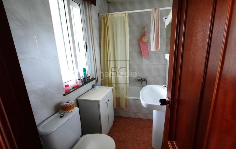 Foto ede8d567-0341-4ce0-9849-933760e7b51c. Casa con riscaldamento parcheggio in Área Rural Ferrol