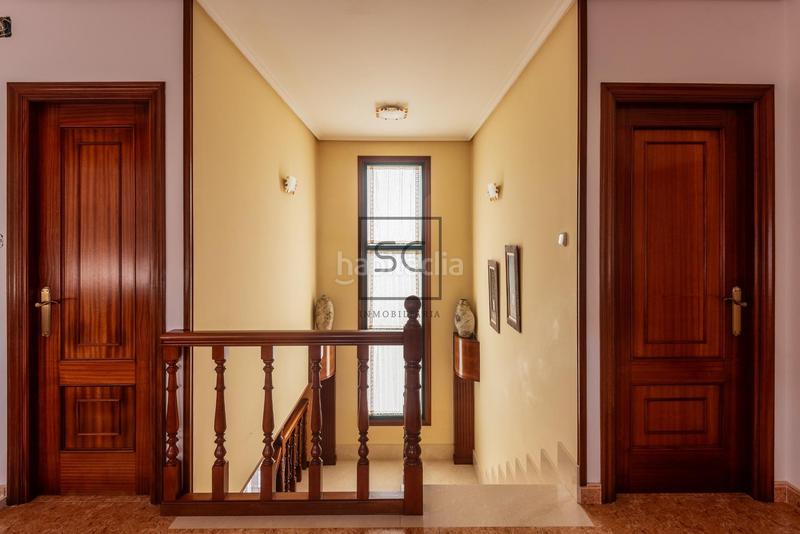 Foto 0c8bfbbd-8863-48ff-a390-71d3c8079b08. Chalet mit heizung parking in Área Rural Ferrol