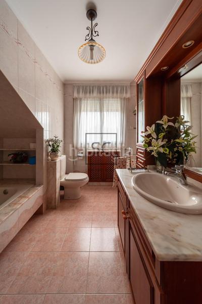 Foto 63eb9bbb-ac51-4ffa-ba77-e52cef37a649. Chalet mit heizung parking in Área Rural Ferrol