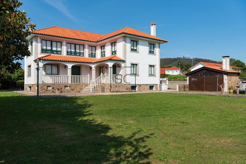 Foto c0a0940c-ee82-47fd-a199-d8c07ed54fa0. Chalet mit heizung parking in Área Rural Ferrol